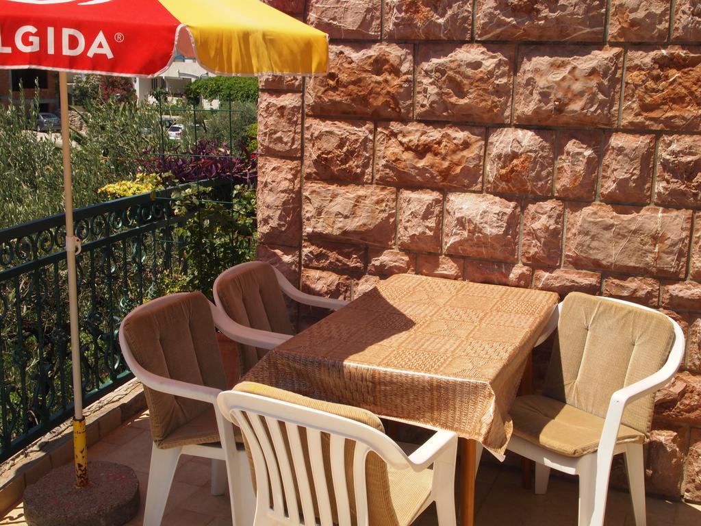 Zoro Apartments Sveti Stefan Exterior foto