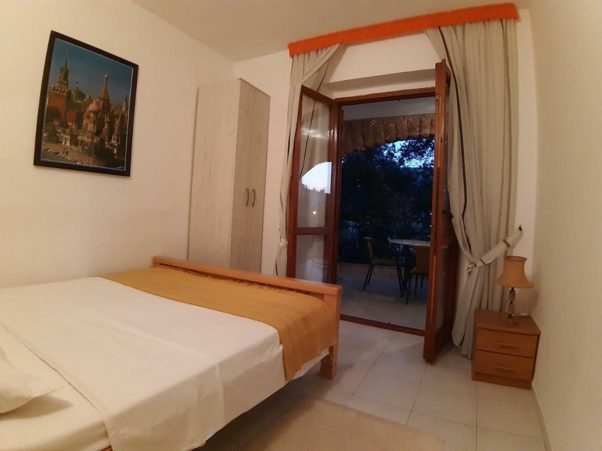 Zoro Apartments Sveti Stefan Exterior foto